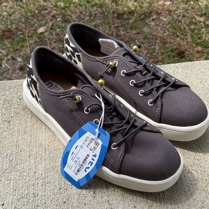 Hey Dudes leopard Grey Canvas Sneakers with Leopard Heel